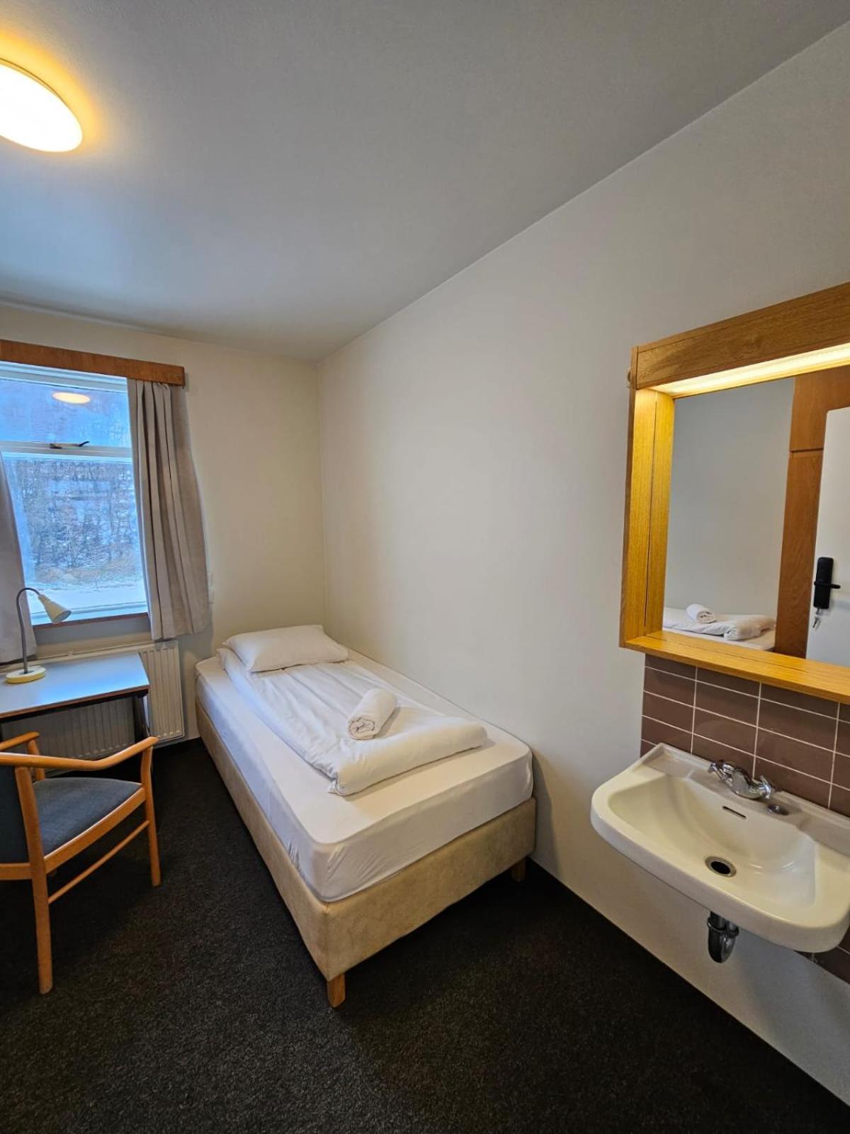 Skogar Hostel Ngoại thất bức ảnh
